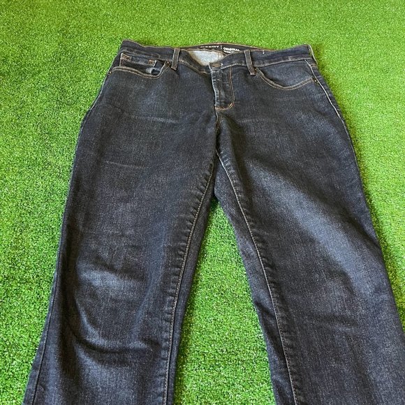 Old Navy Women's Original Mid Rise Slim Fit Mom Style Blue Jeans Pants Size 8 - Picture 5 of 11